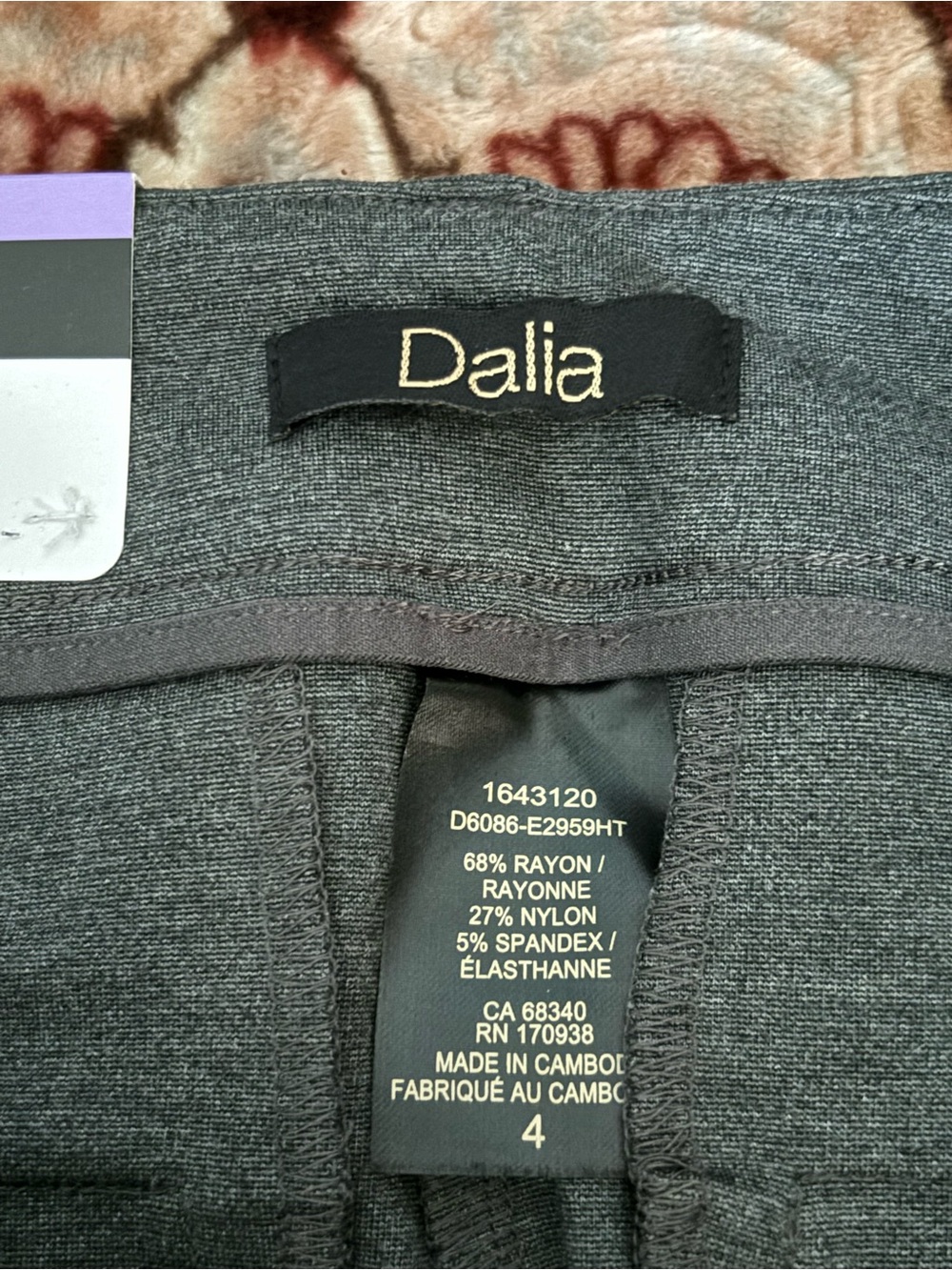 Dalia Woman’s Straight-Leg Dress Pants in Charcoal Gray Size 4 - Picture 2 of 4
